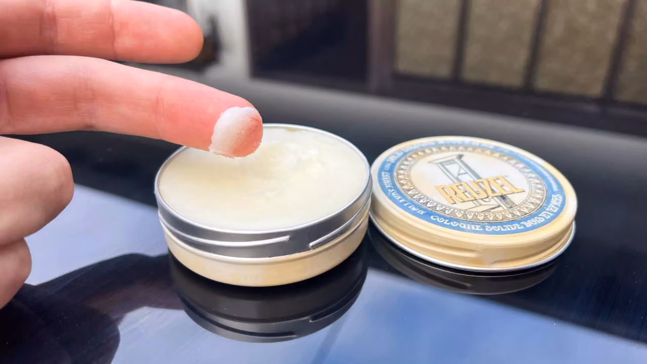 how-does-solid-perfume-look-like