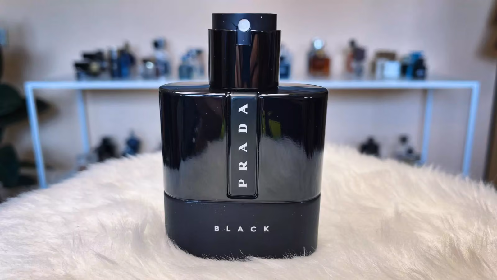 Luna Rossa Black (Prada)