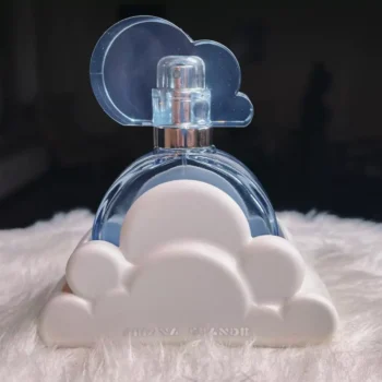 Perfume review of Ariana Grande Cloud