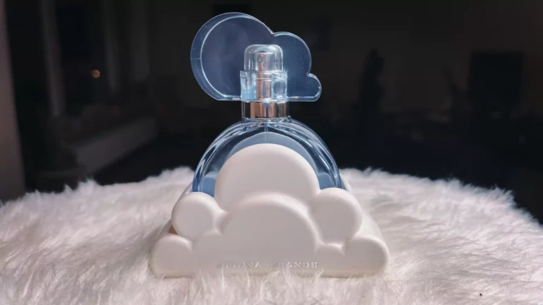 Ariana Grande Cloudの香水レビュー