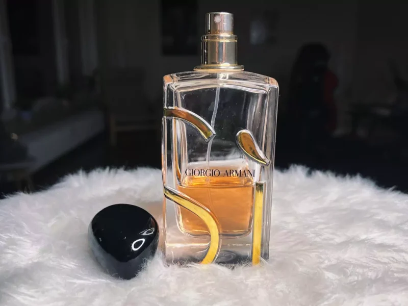 Review of Armani Sí Eau de Parfum Intense