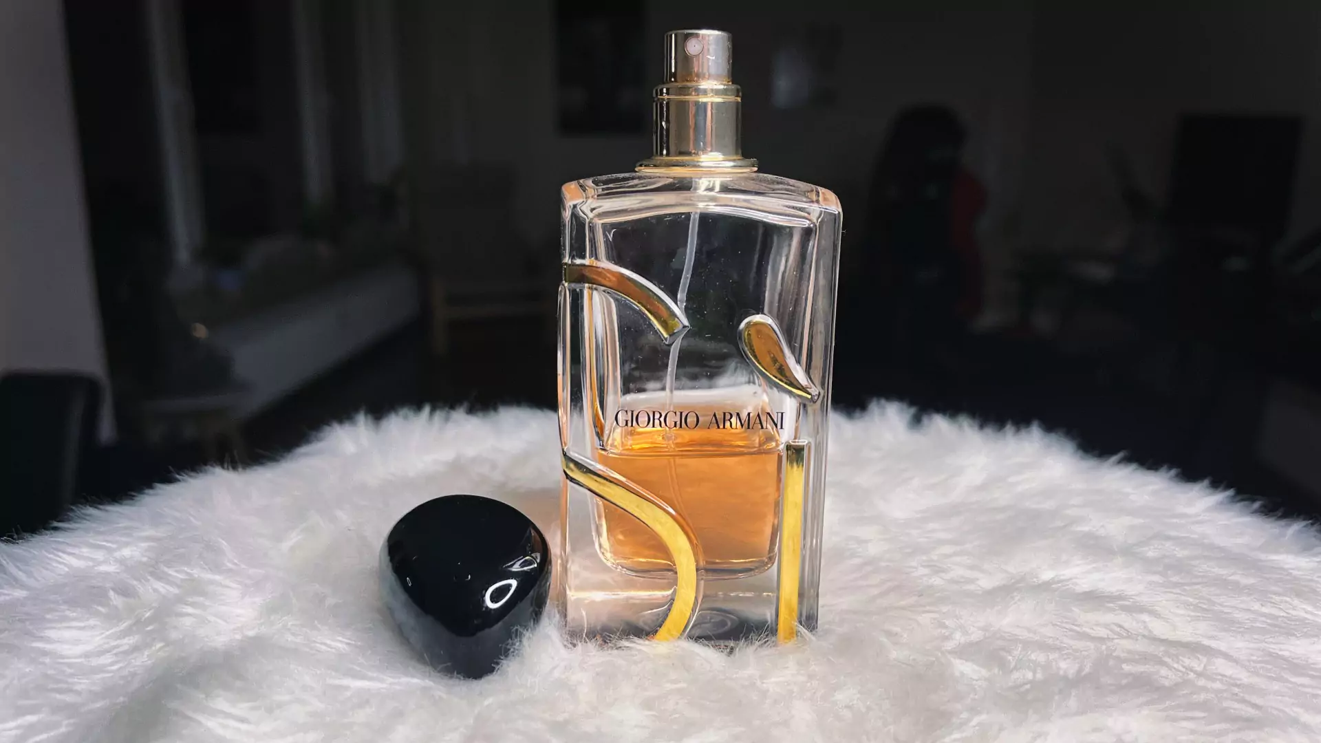 Revisão do Armani Sí Eau de Parfum Intense