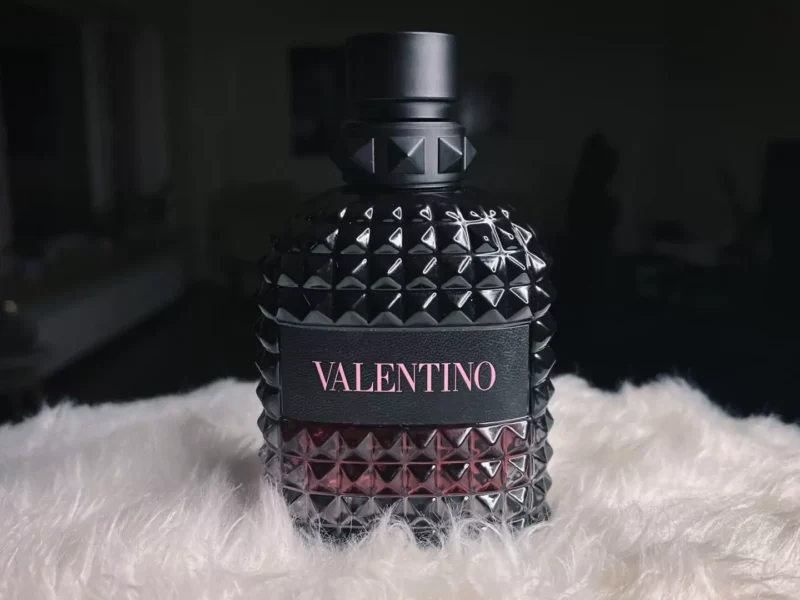 Revue de parfum du nouveau Valentino Uomo Born in Roma Intense